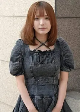 Cewek Perawan Belia Payudara Montok Gugup Pertama Kali Ngentot Hairy Mulus