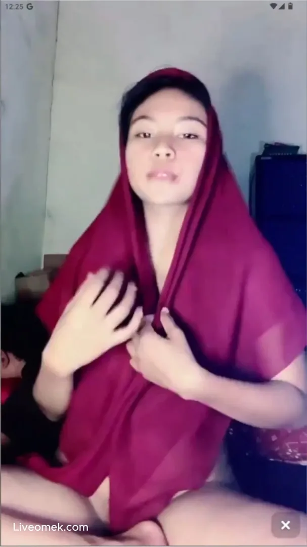 Medusa Hijab Merah Sange Ngocok Pascol Bareng Sampe Crot