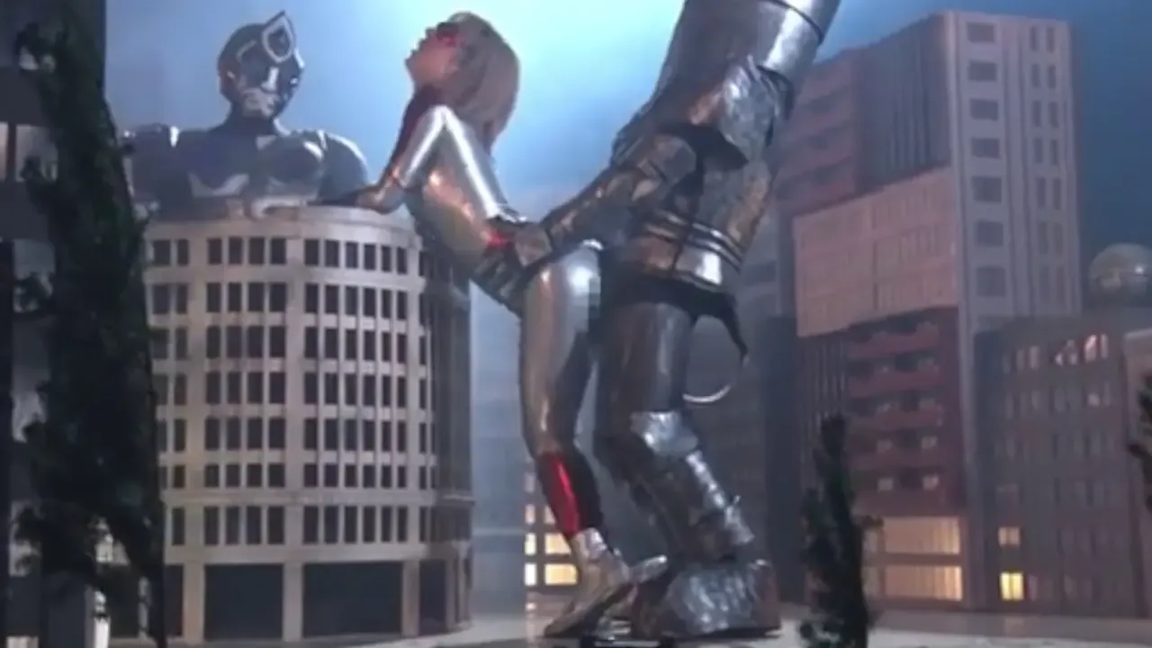 Ultraman is fucked by a huge mechanical cock