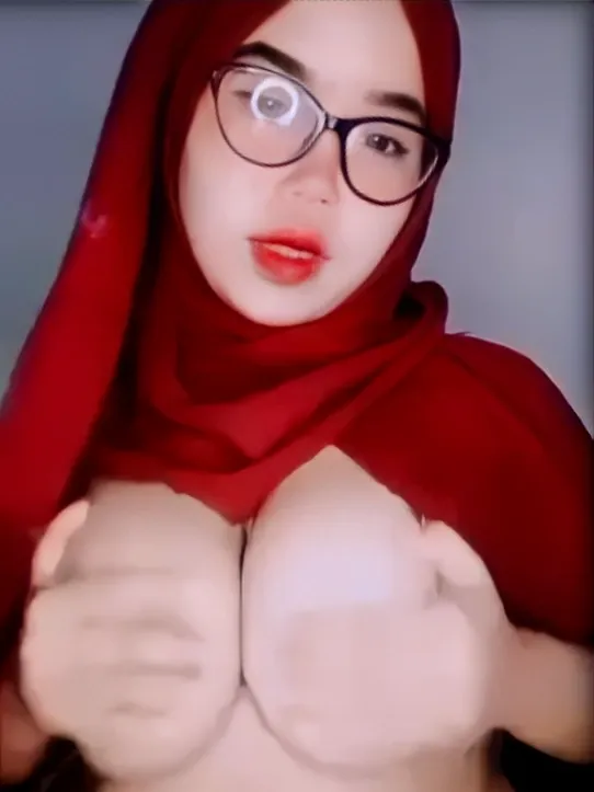 Ukhti Merah Colmek Sambil Melet2